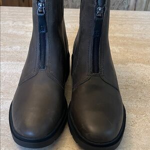 Clarks Olive Green Zipper Boots